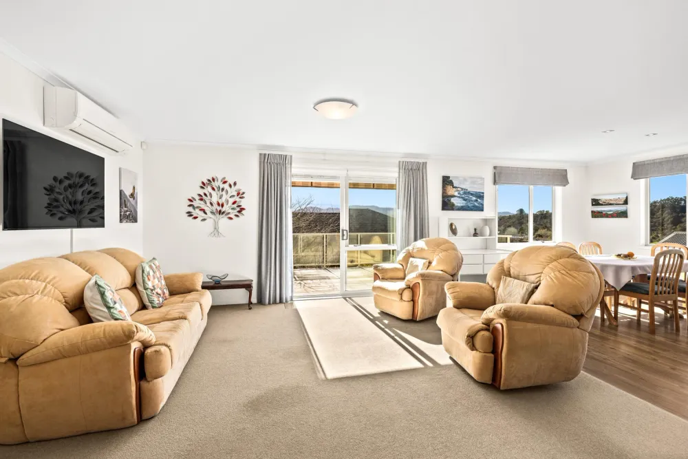 Photos of 51 Earlsway