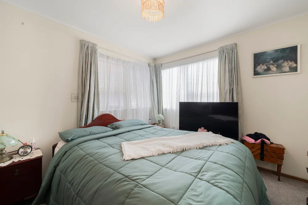 Photos of 46 Hobart Crescent