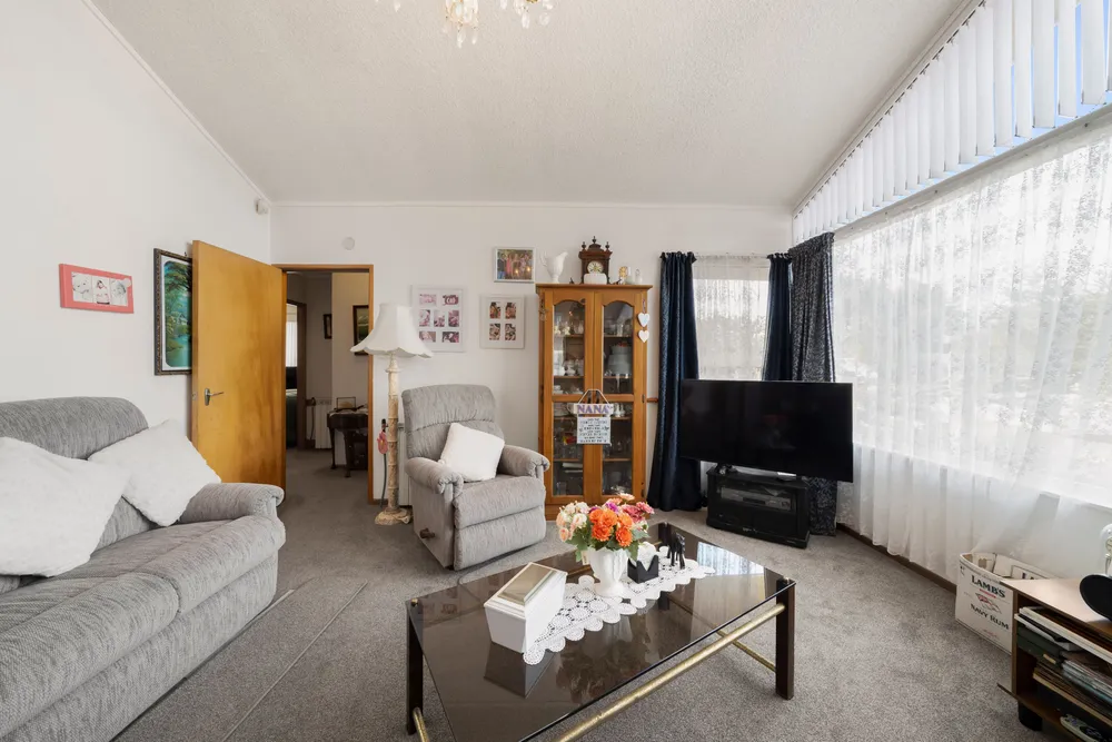 Photos of 46 Hobart Crescent