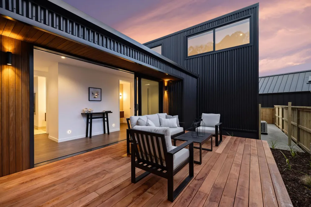 Photos of 11 Rowe Drive, Hanley's Farm