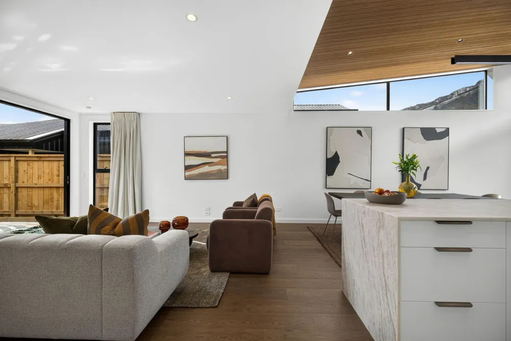 Photos of 11 Rowe Drive, Hanley's Farm