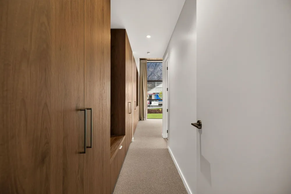 Photos of 11 Rowe Drive, Hanley's Farm