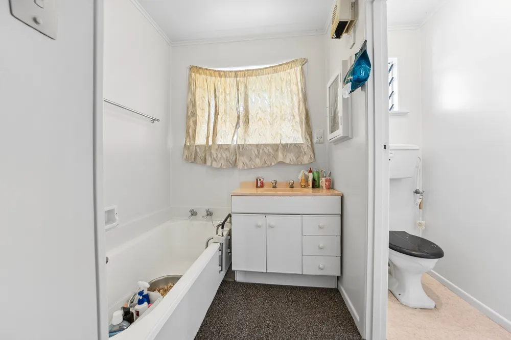 Photos of 71 Penney Avenue