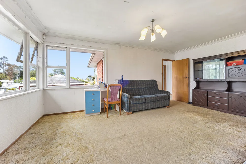 Photos of 71 Penney Avenue