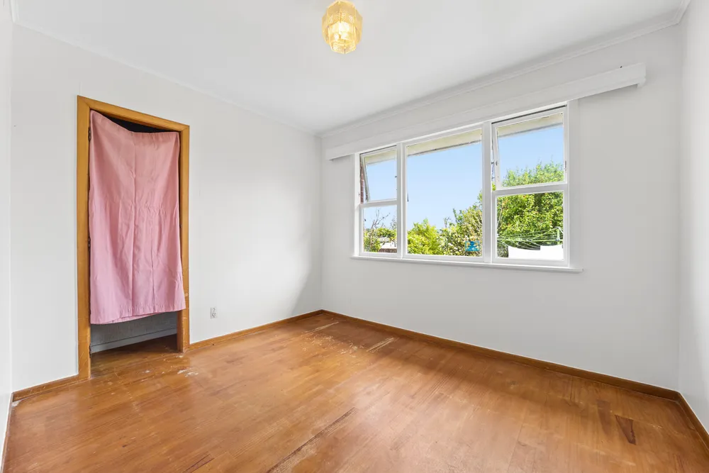 Photos of 71 Penney Avenue