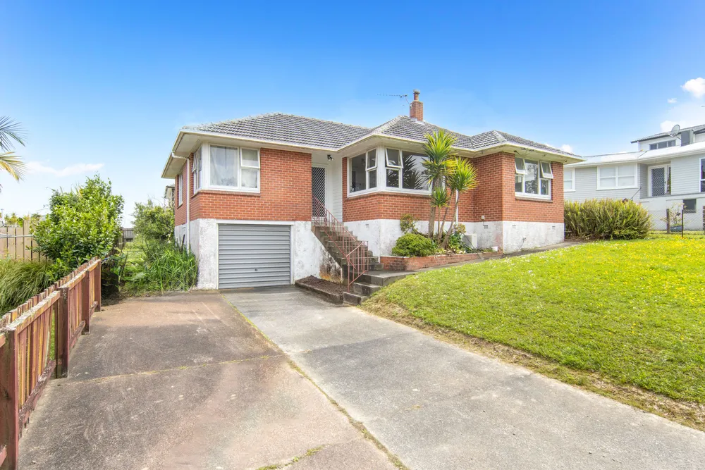 Photos of 71 Penney Avenue