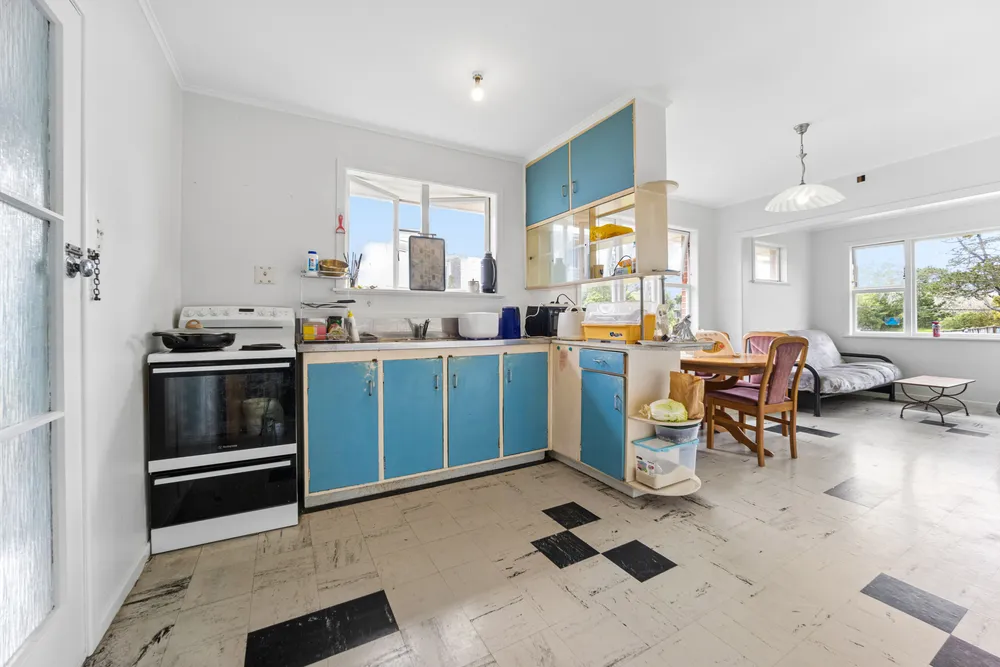 Photos of 71 Penney Avenue