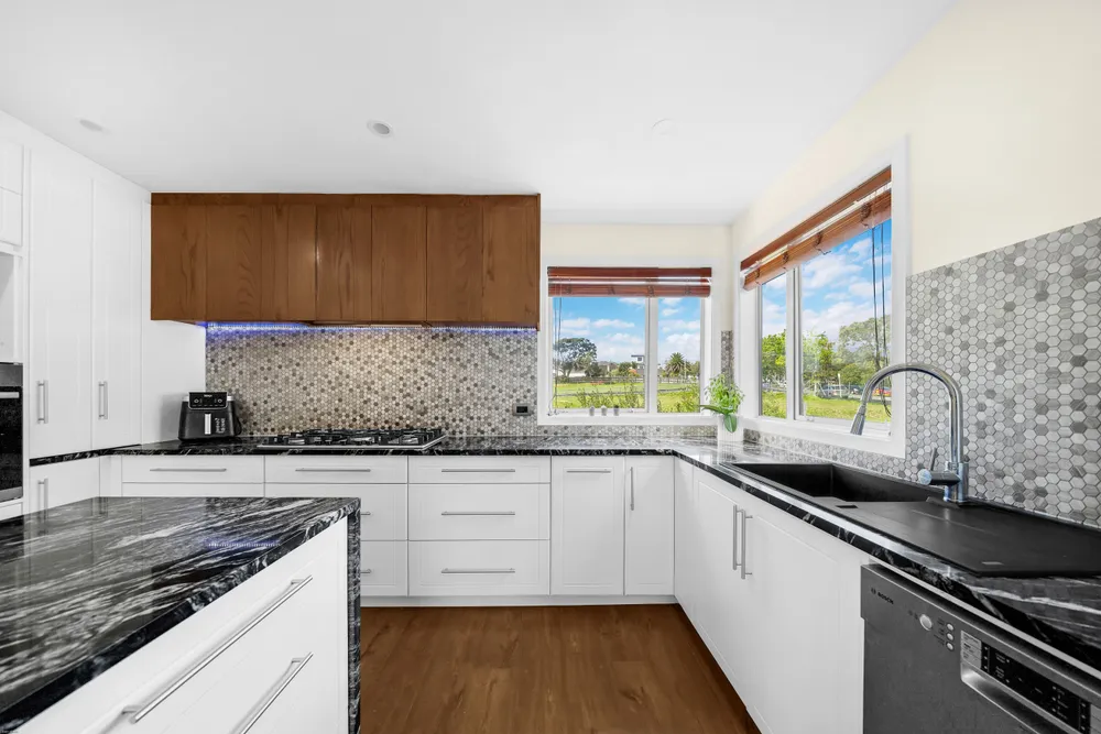 Photos of 89 Bolton Street