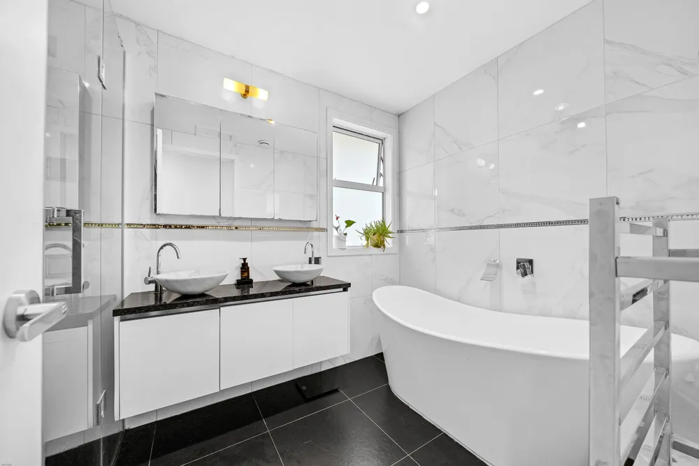 Photos of 89 Bolton Street