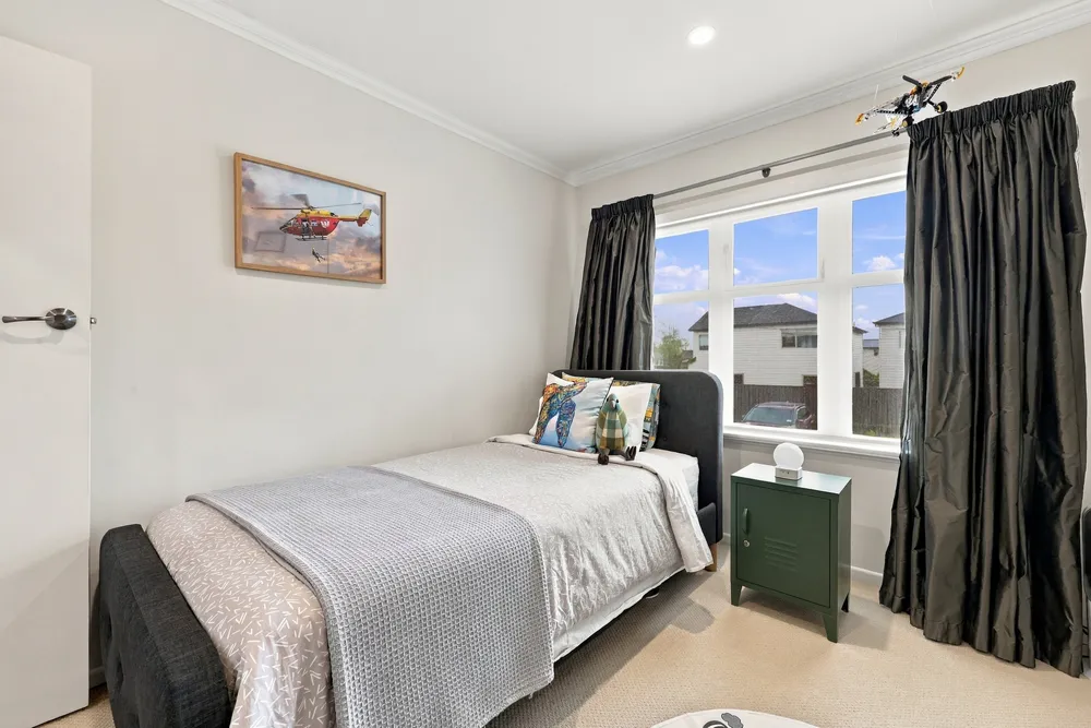 Photos of 7 Stokes Avenue