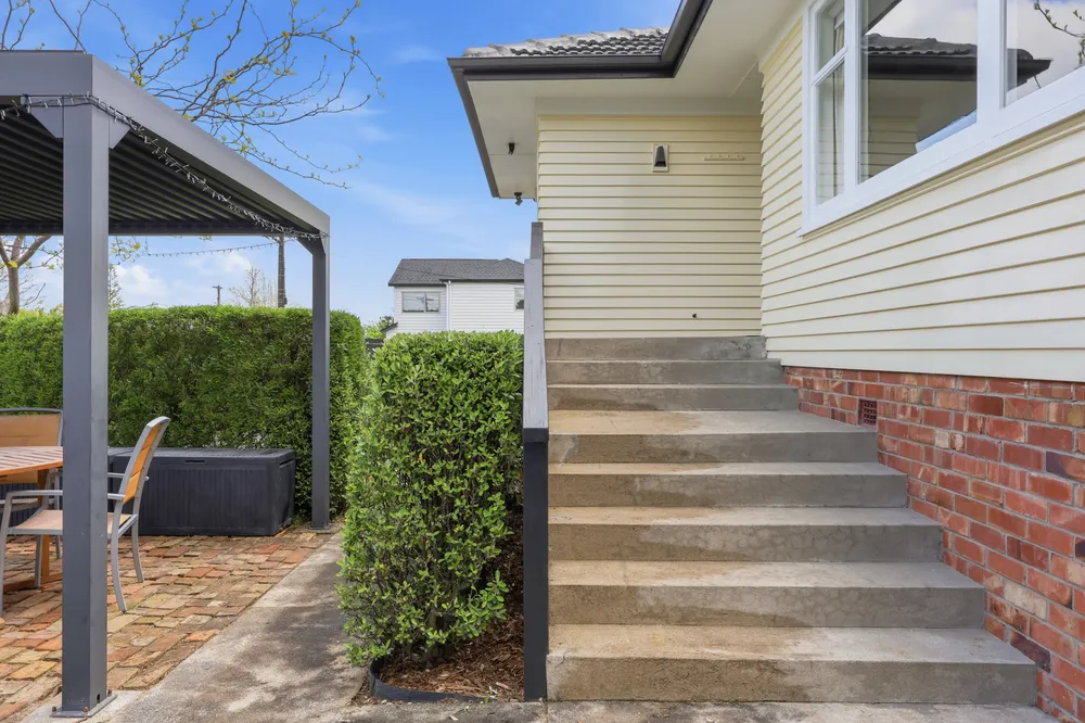 Photos of 7 Stokes Avenue
