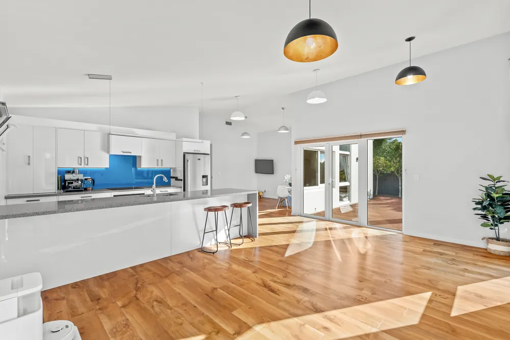 Photos of 24 Fovant Street