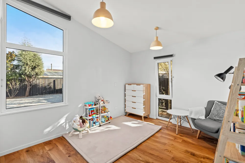 Photos of 24 Fovant Street