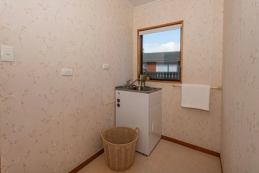 Photos of 1A Augusta Place