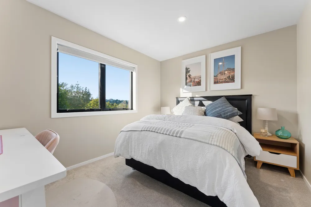 Photos of 128 Onetaunga Road