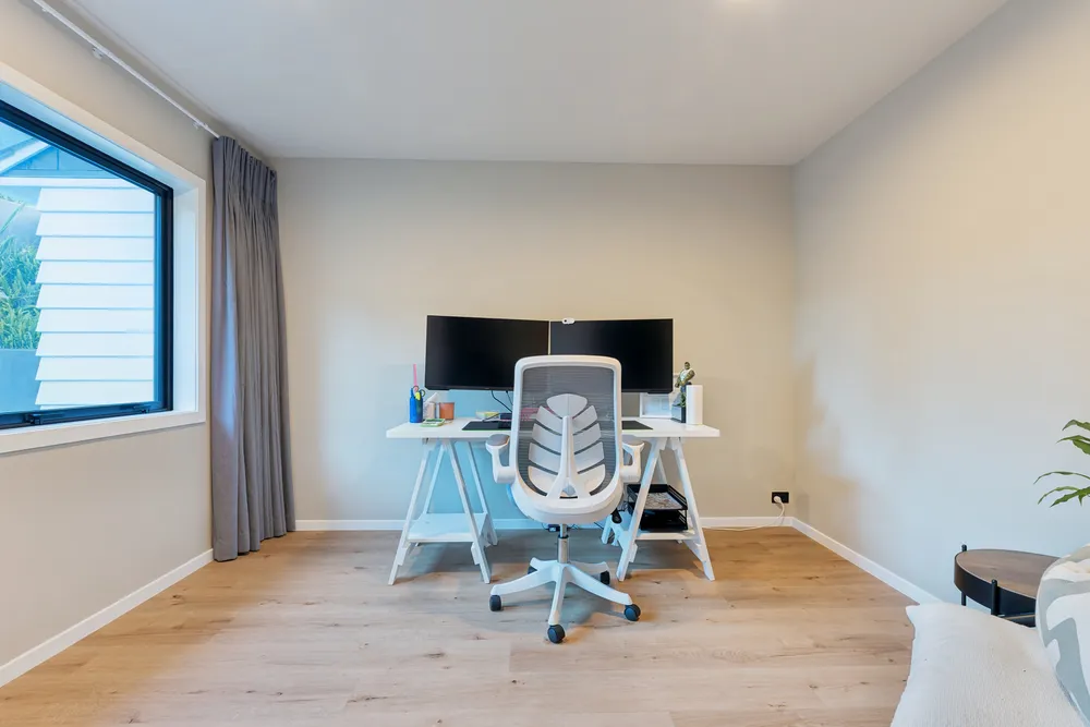 Photos of 128 Onetaunga Road