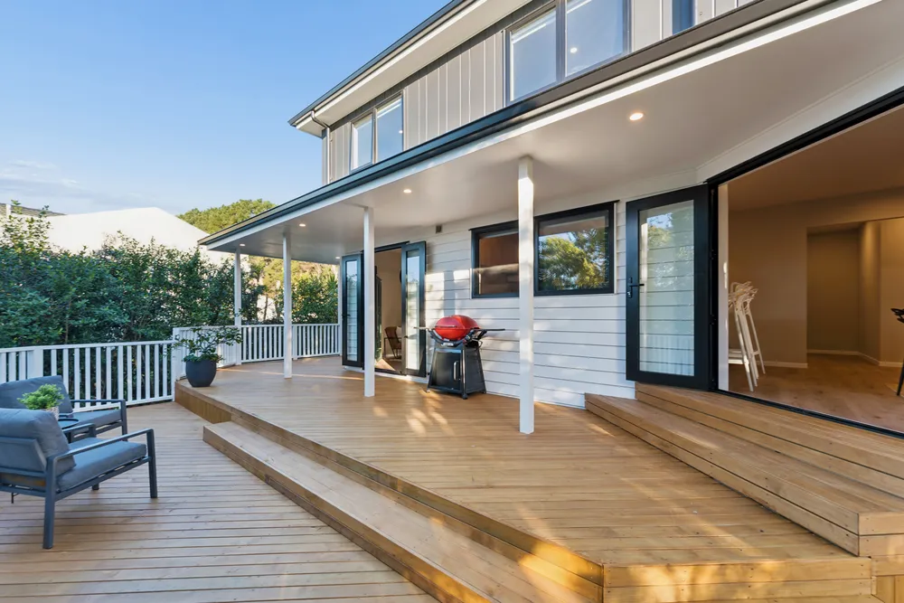 Photos of 128 Onetaunga Road