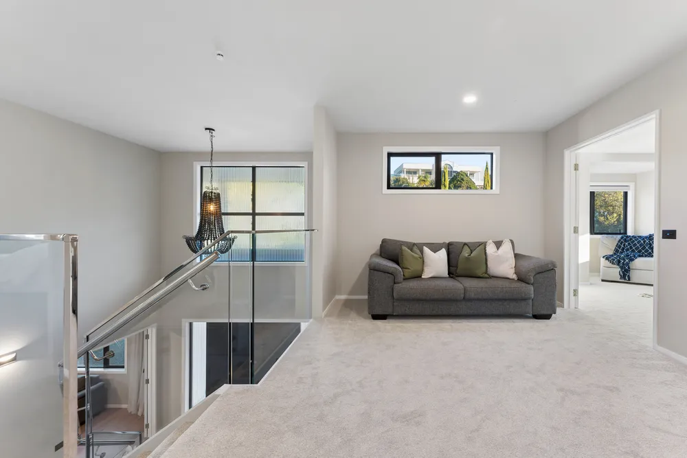 Photos of 128 Onetaunga Road