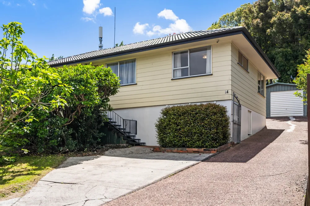 Photos of 14 Flamingo Court