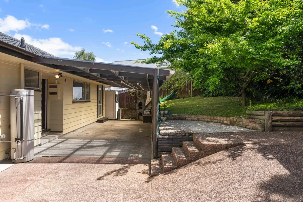 Photos of 14 Flamingo Court