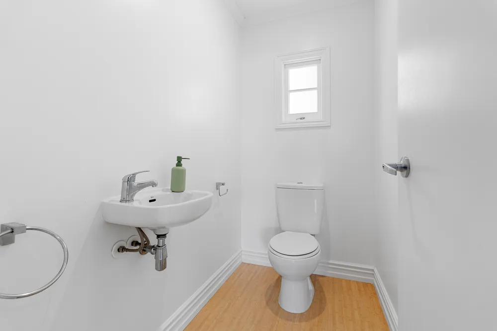 Photos of 20 Rawhiti Road