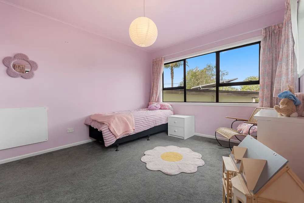 Photos of 20 Rawhiti Road