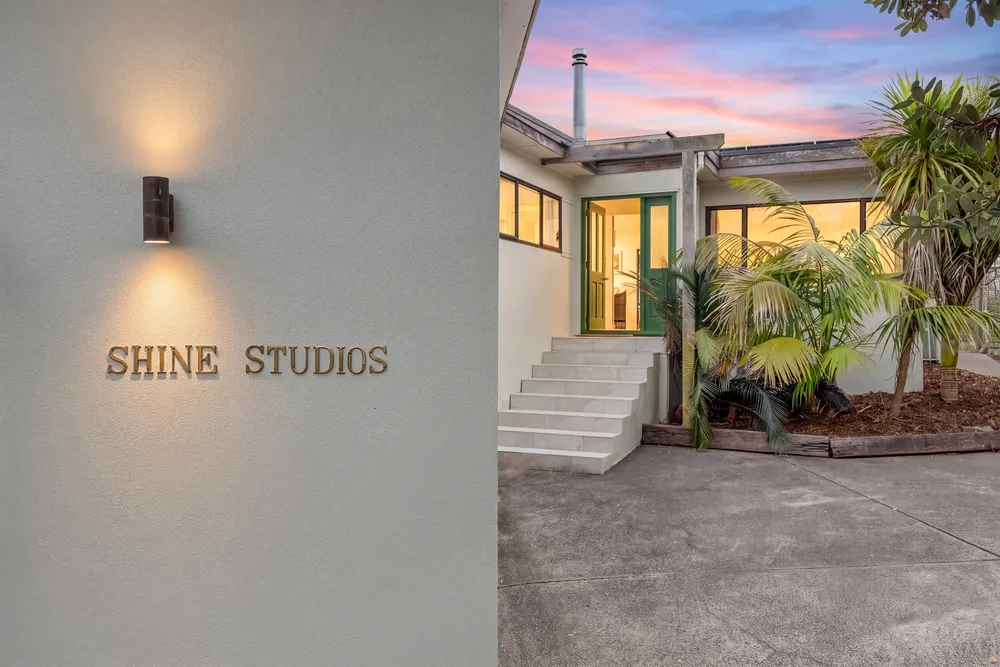 Photos of 20 Rawhiti Road