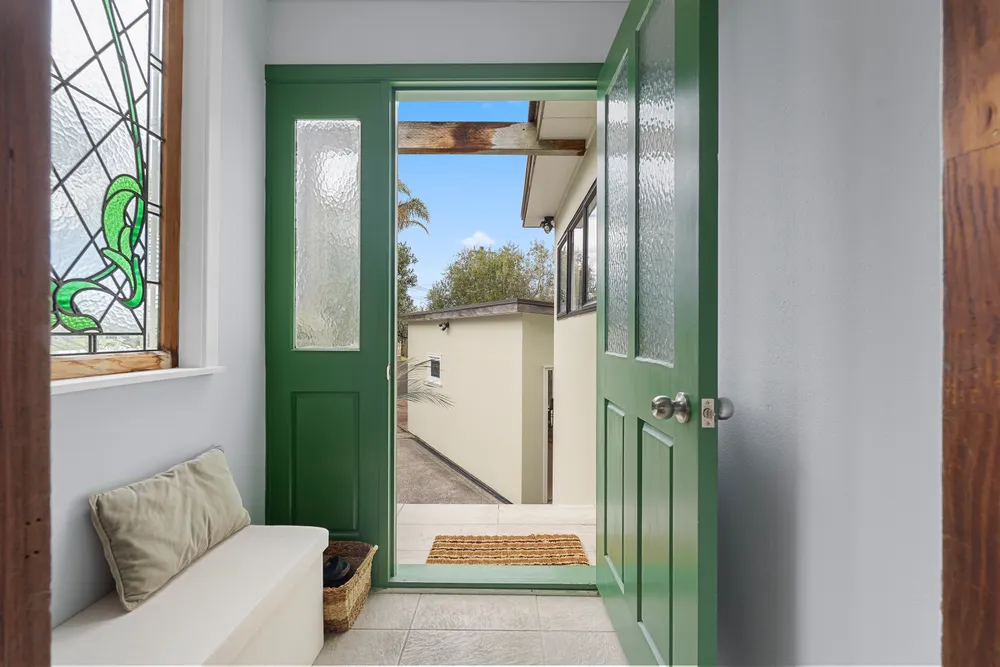 Photos of 20 Rawhiti Road