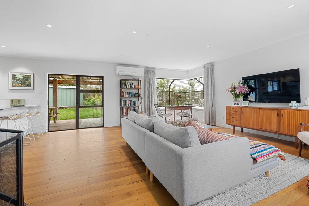 Photos of 20 Rawhiti Road