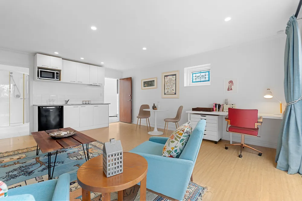 Photos of 20 Rawhiti Road
