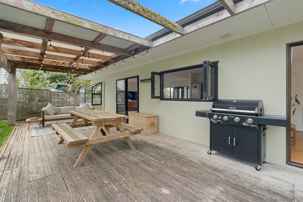 Photos of 20 Rawhiti Road