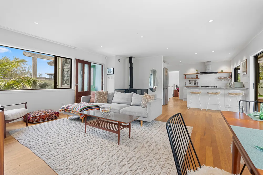 Photos of 20 Rawhiti Road