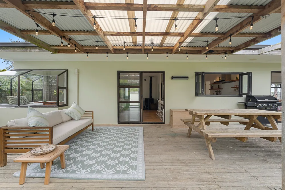 Photos of 20 Rawhiti Road
