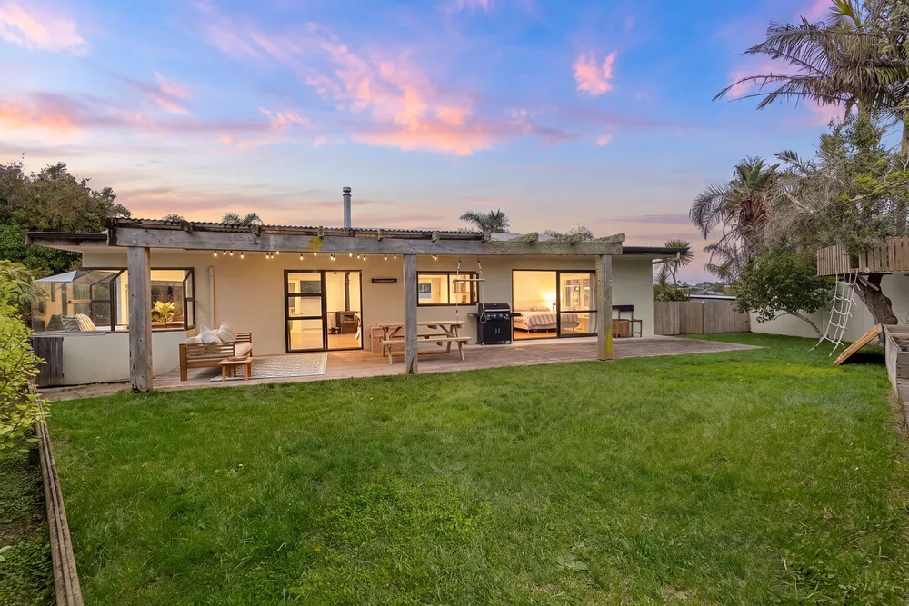 Photos of 20 Rawhiti Road