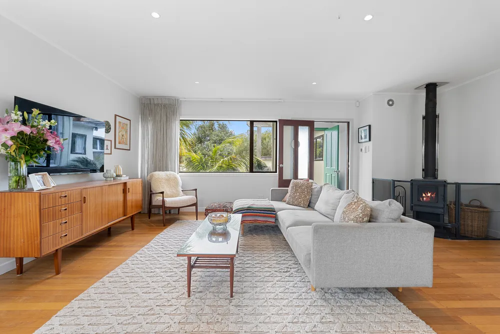 Photos of 20 Rawhiti Road