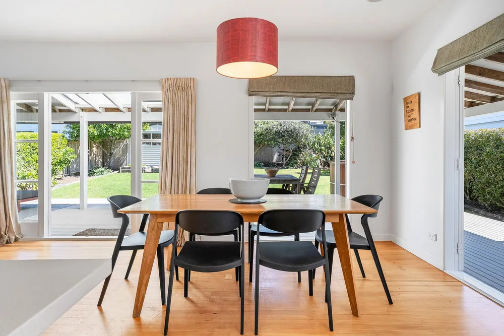 Photos of 53 Reihana Street