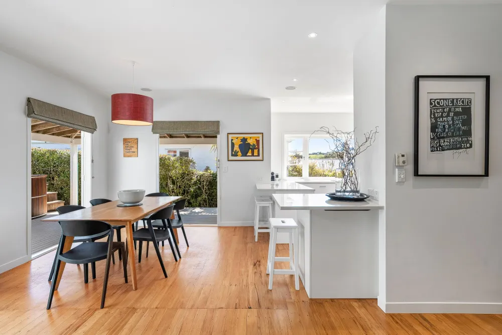 Photos of 53 Reihana Street