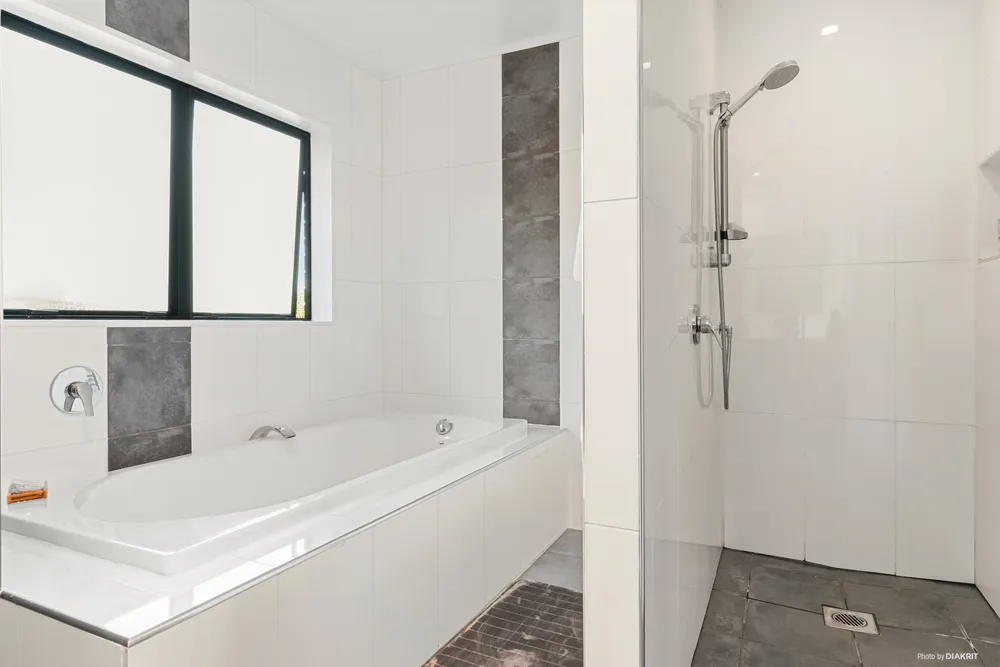 Photos of 111 Pearson Road