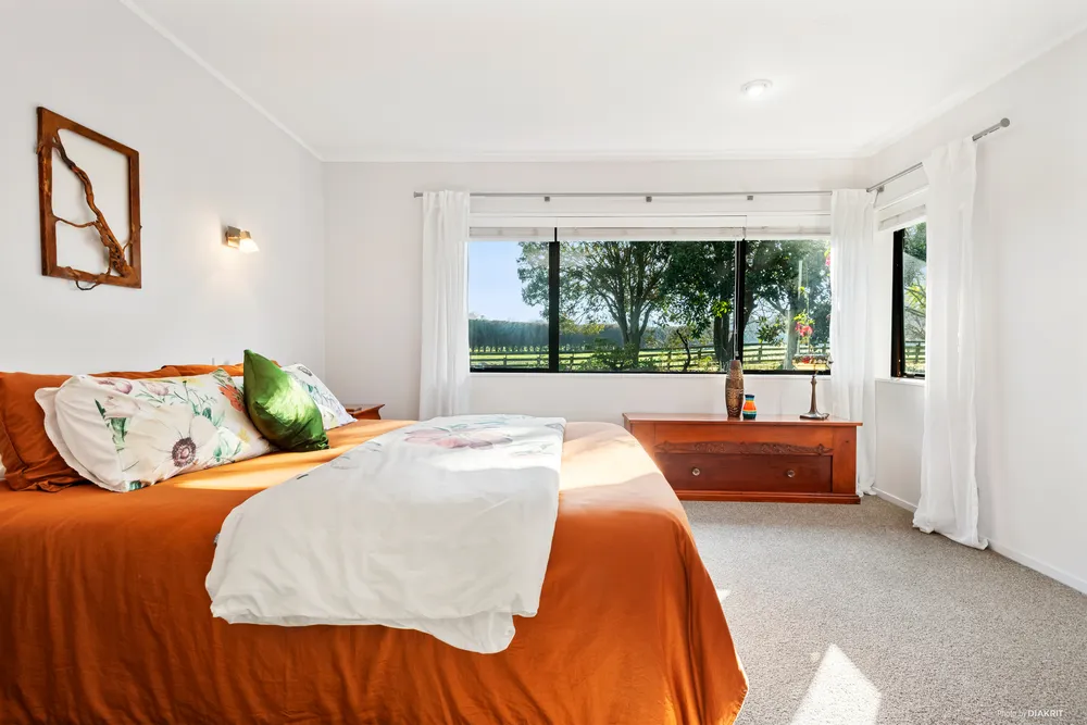 Photos of 111 Pearson Road