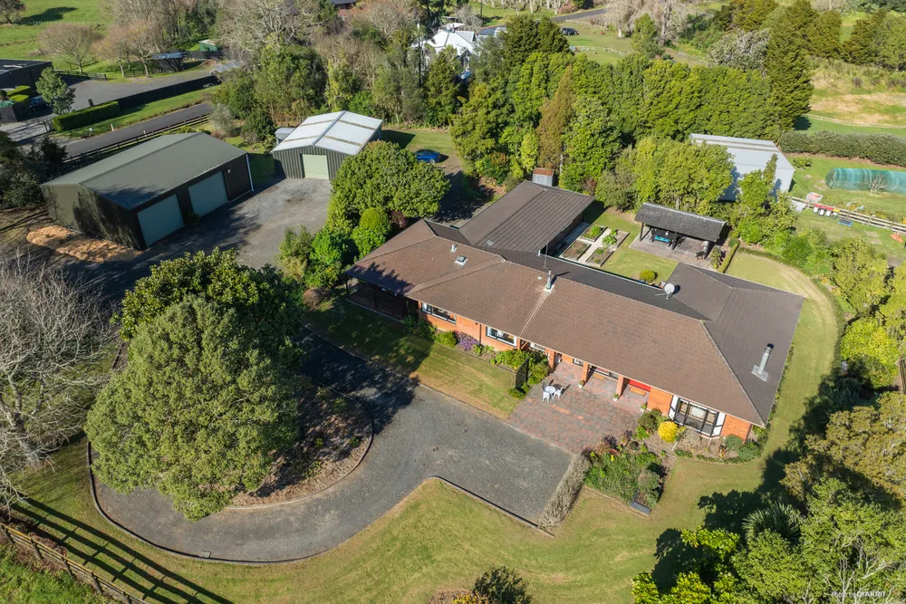 Photos of 111 Pearson Road