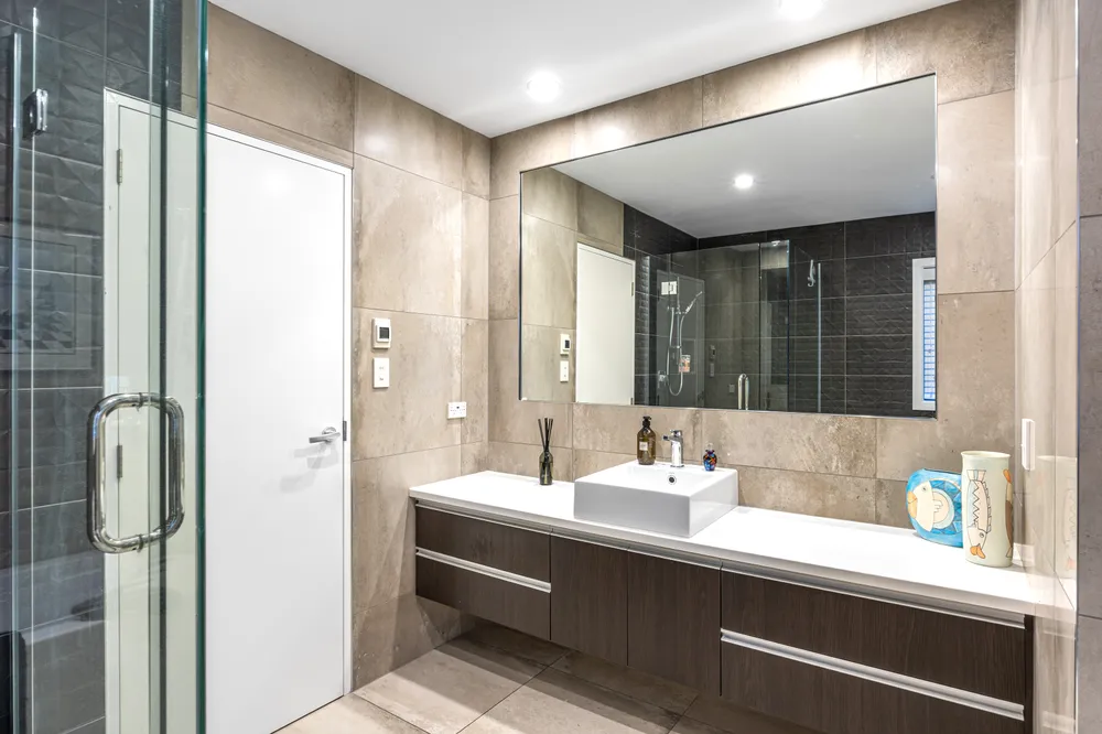 Photos of 14A Bannister Place