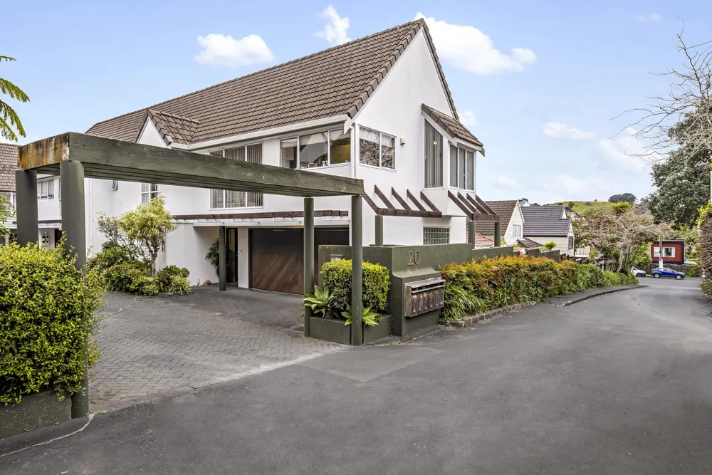 Photos of 20F Clonbern Road