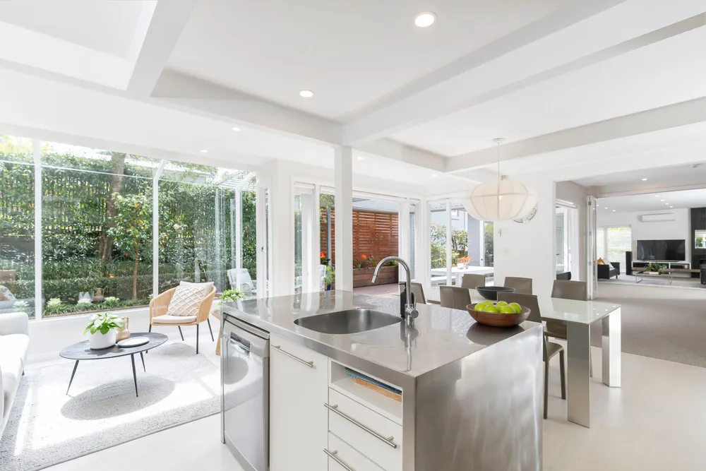 Photos of 24 Aberfoyle Street