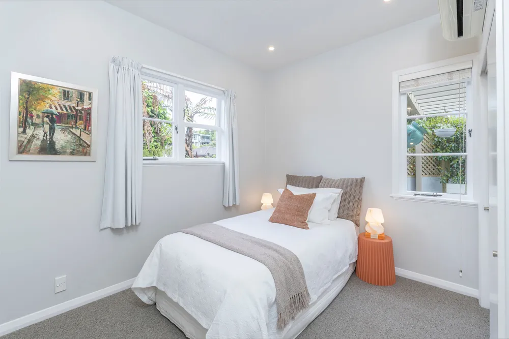 Photos of 24 Aberfoyle Street