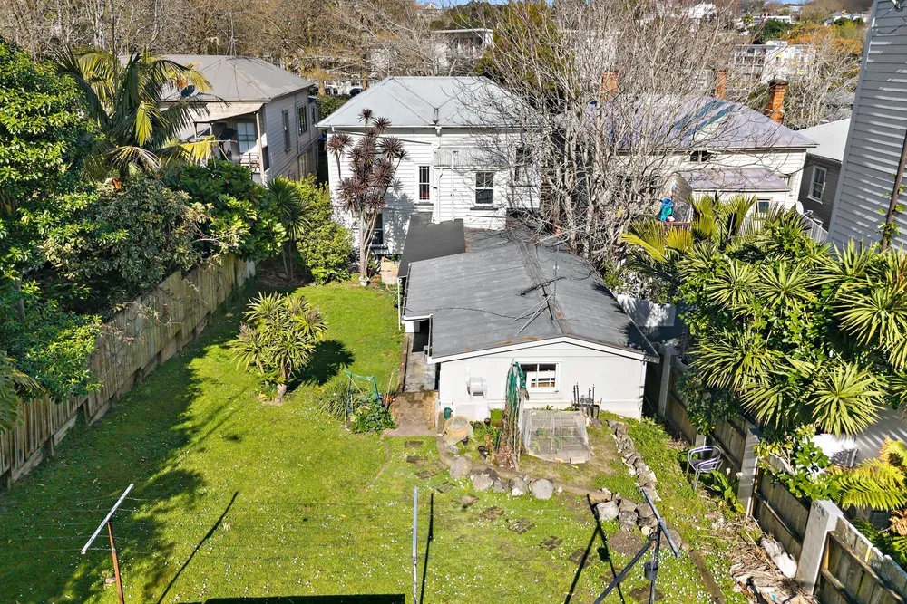 Photos of 65 Wellington Street