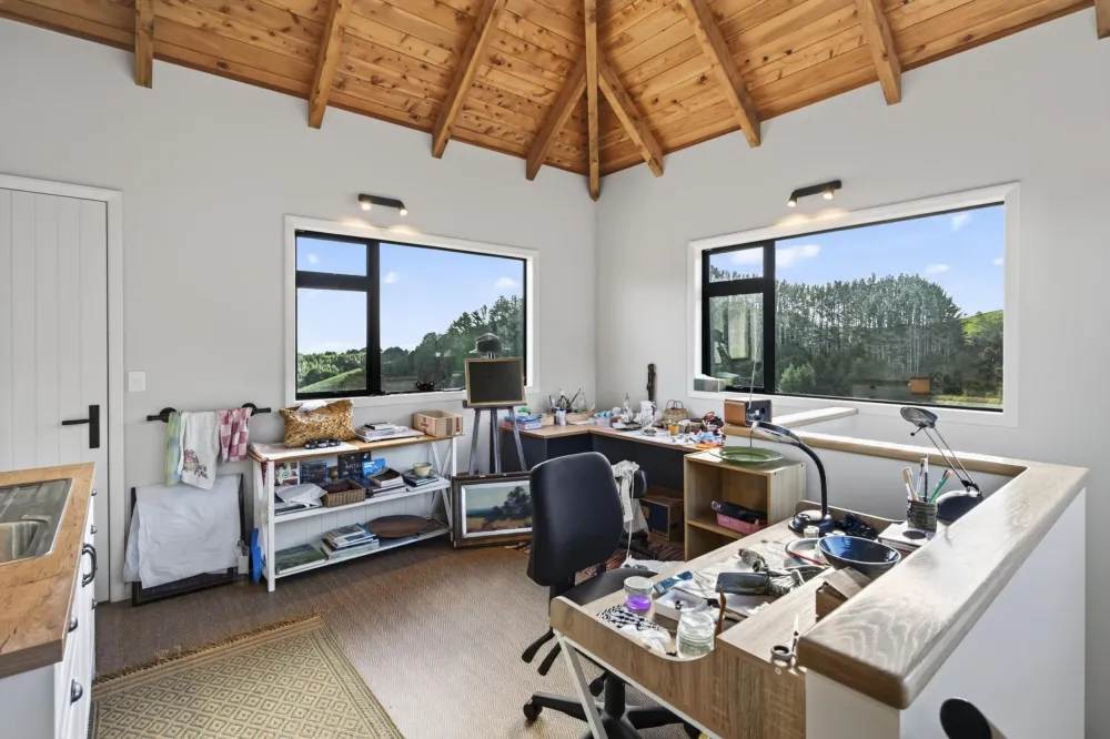 Photos of 160 Millington Road