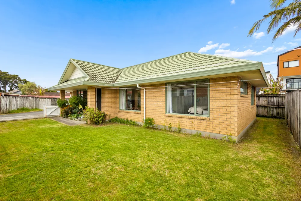 Photos of 100A Browns Road
