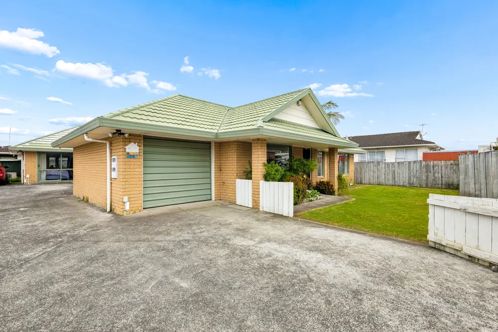 Photos of 100A Browns Road