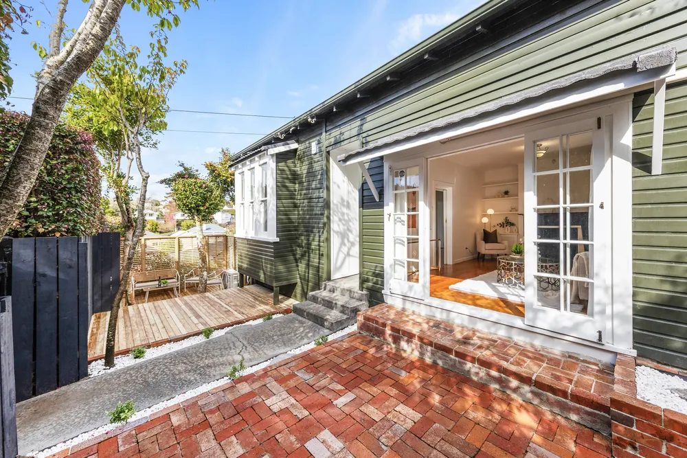 Photos of 17 Shera Road