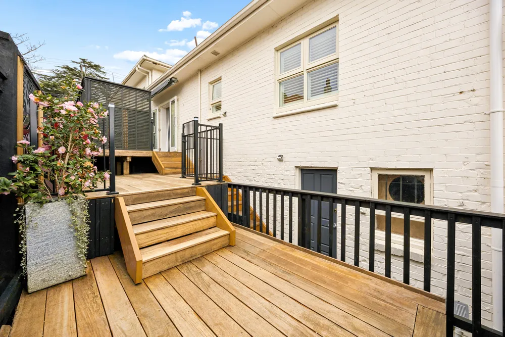 Photos of 2/107 Lucerne Road